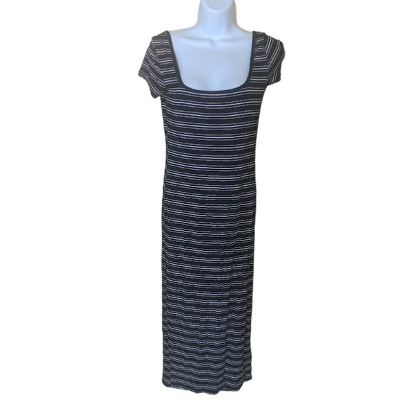 BILLABONG Black Whiite Striped Dress Size Small - Picture 1 of 3